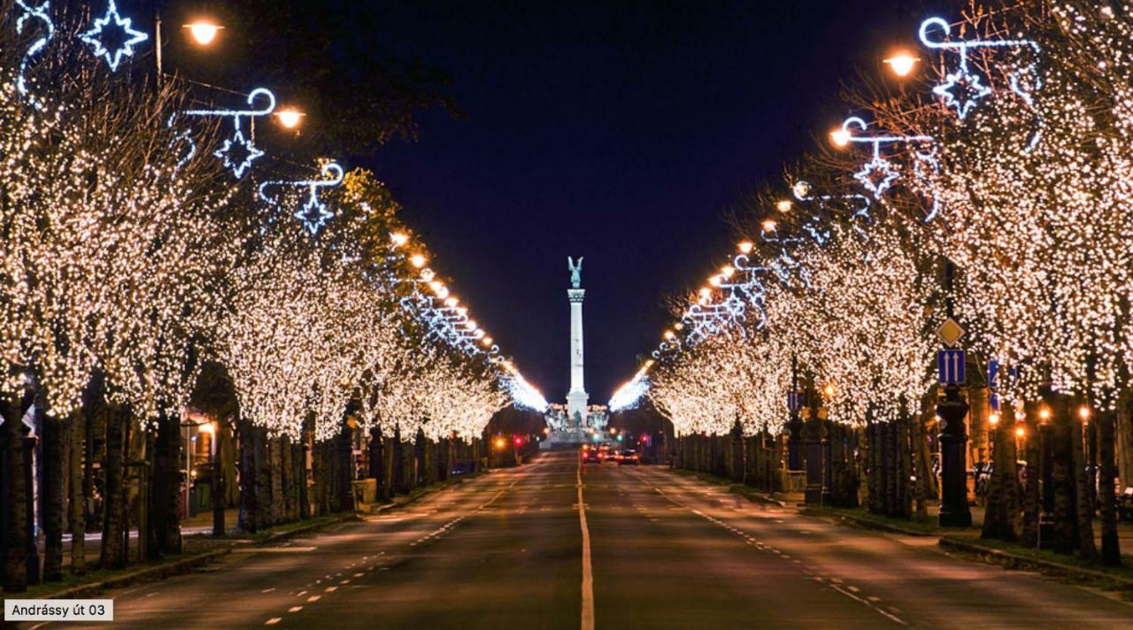 Central Studio Boulevard Budapest Exteriör bild