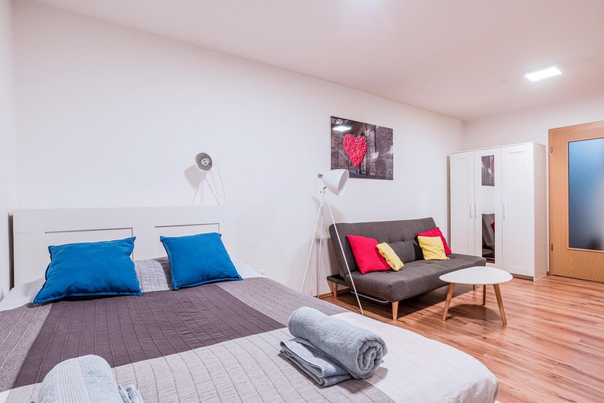 Central Studio Boulevard Budapest Exteriör bild